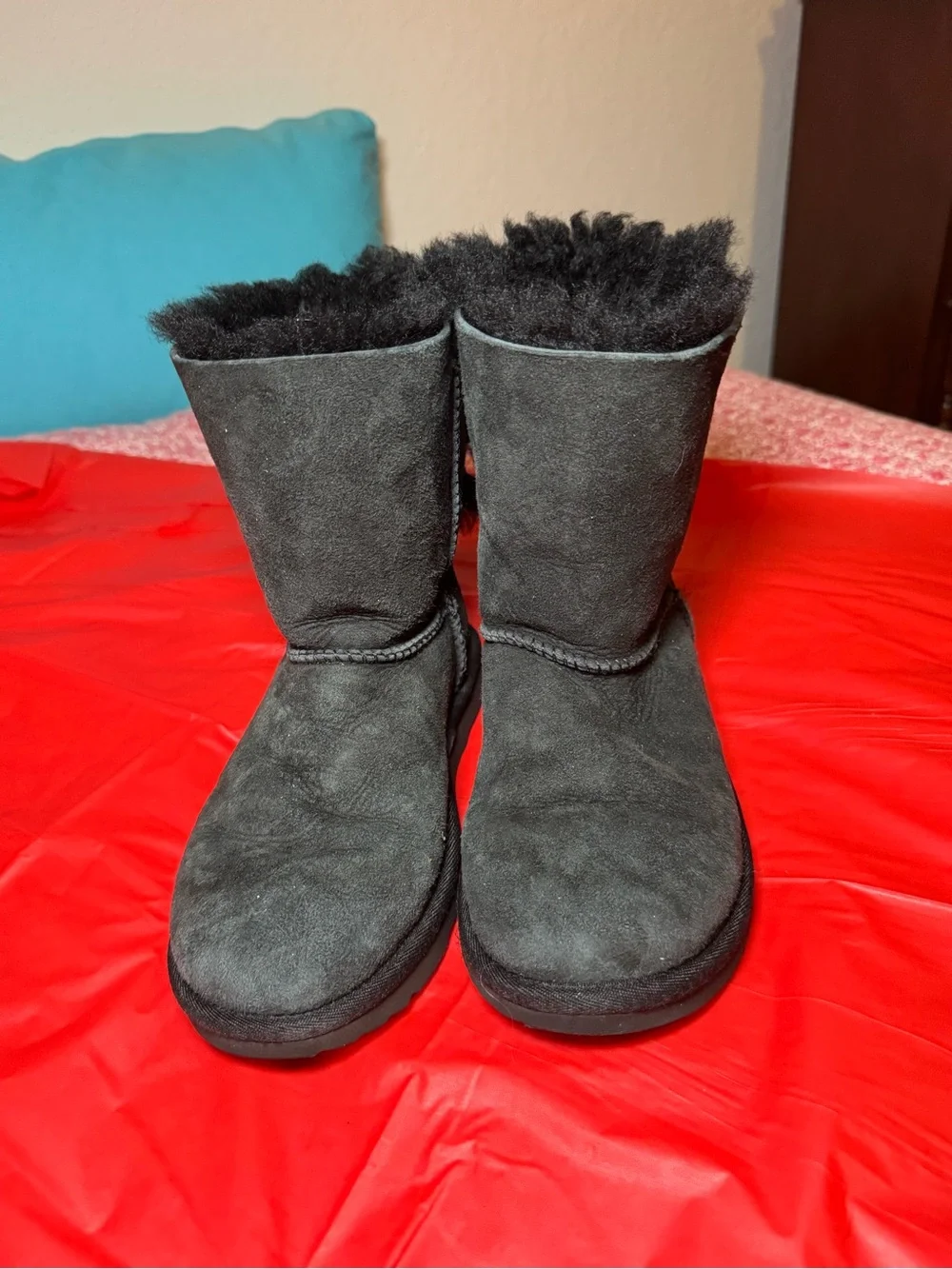 UGG Black Shearling Back-Bow Short Boots